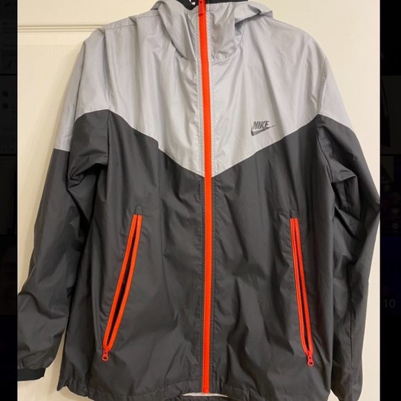 Nike Windbreaker Jacket - Picture 1 of 1